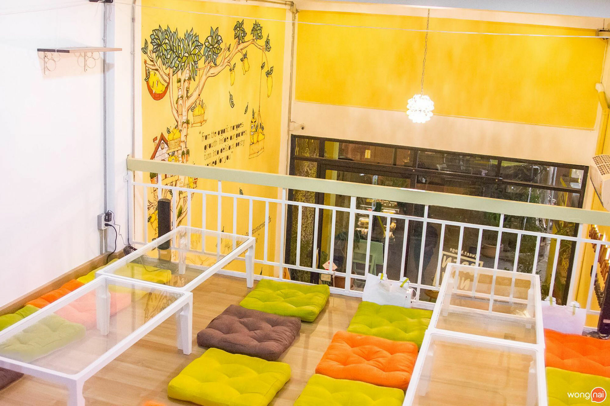Oyo 743 Sweet Mango Cafe And Hostel Chiang Mai Exterior photo